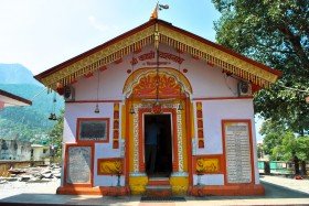 Experience The Magnificence And Splendour Of Famous Vishwanath Temple