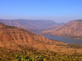 Strike An Ideal Mix Of Adventure And Nature At Panchgani and Lose Yourself in Wilderness!